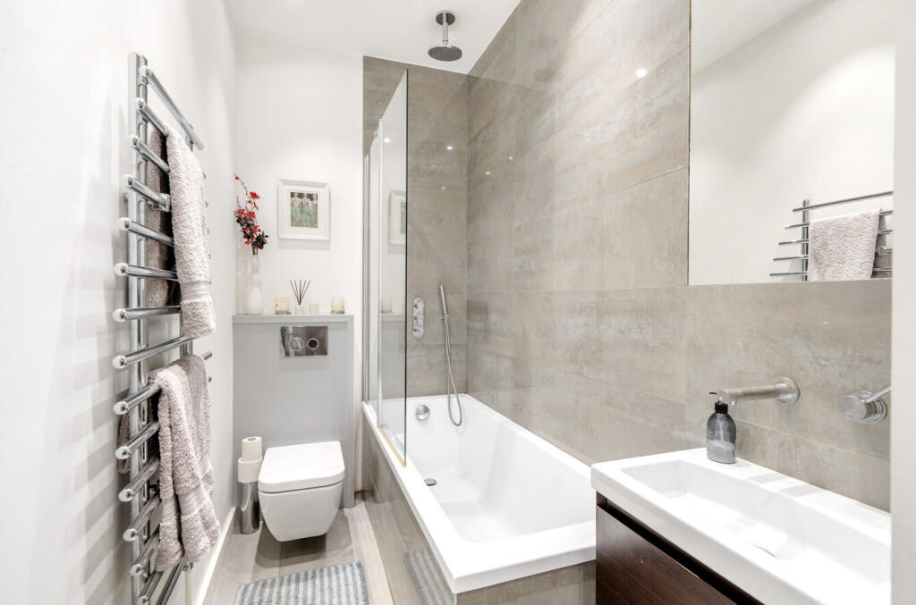 1317398-10-685e5b...