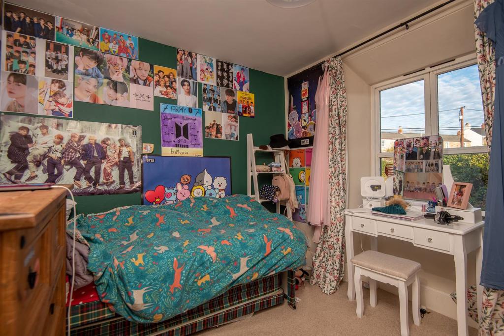Bedroom 3.jpg
