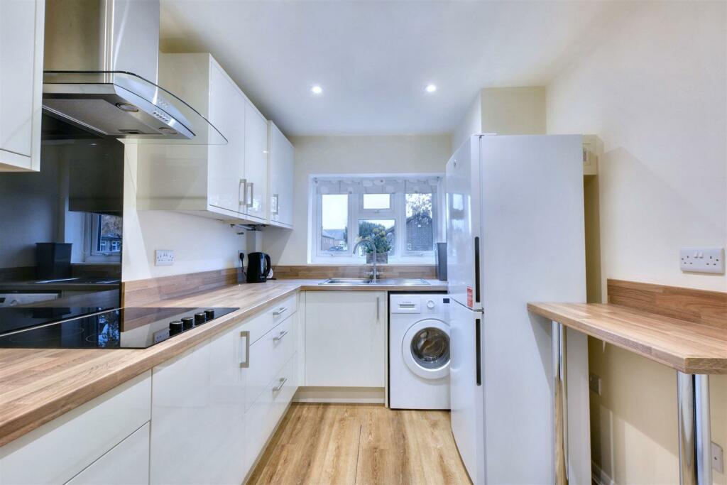 Kitchen_1.jpeg