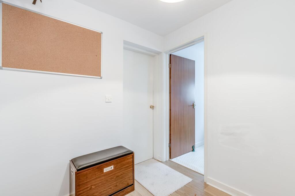 Utility Room &amp; Cloak Room