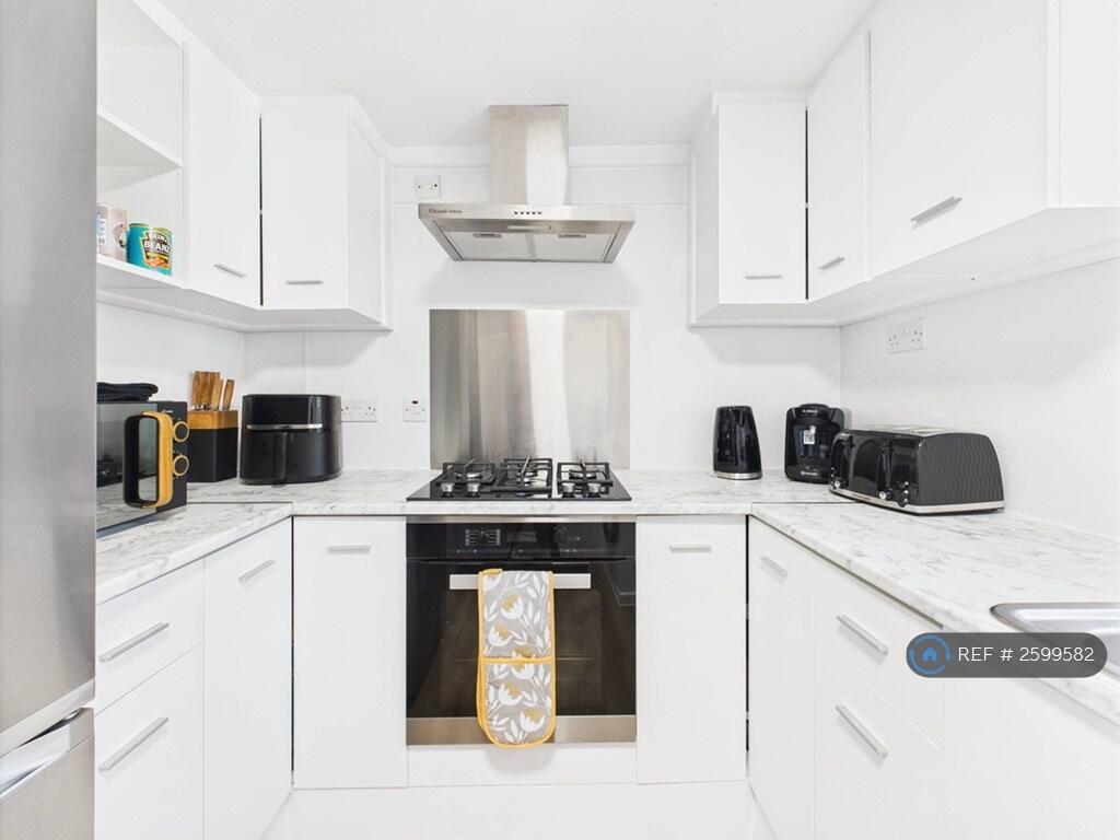 Fully Furnished Apartment 