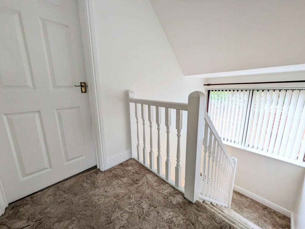 PXL_20241220_103357414.MP~2