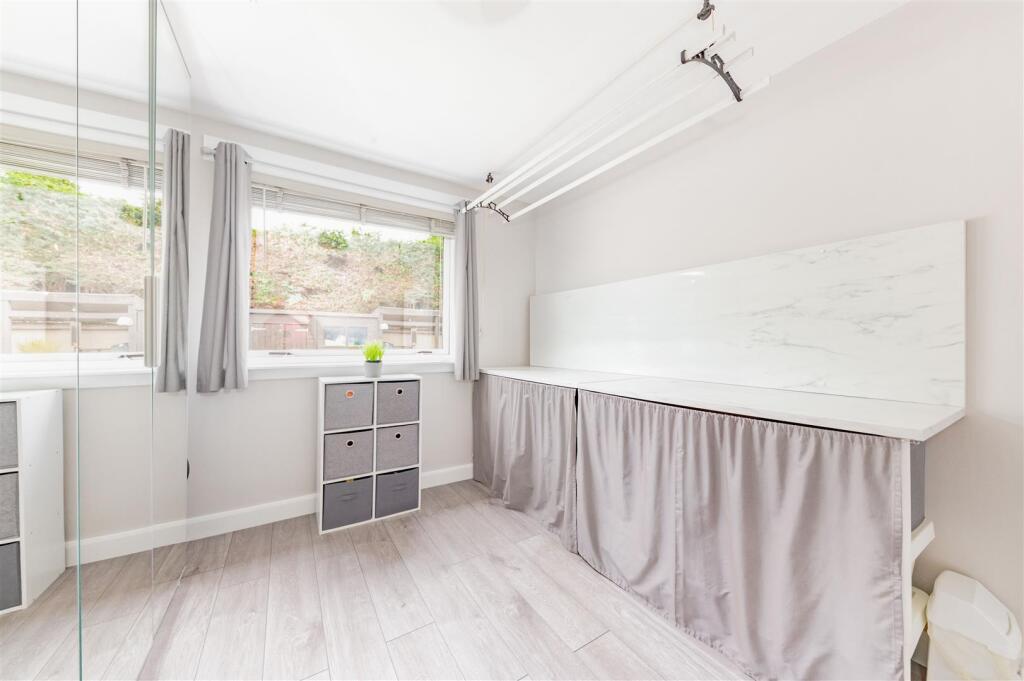 58 Burn Street Dundee-4.JPG