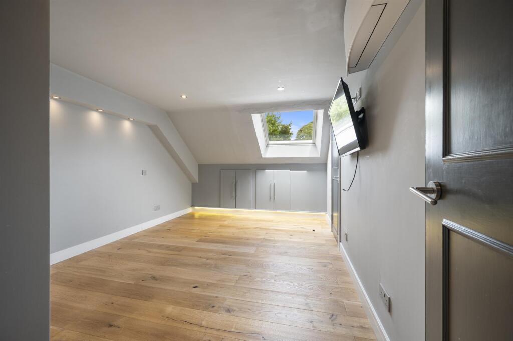 Saxton MeeThe Penthouse-0015.jpg