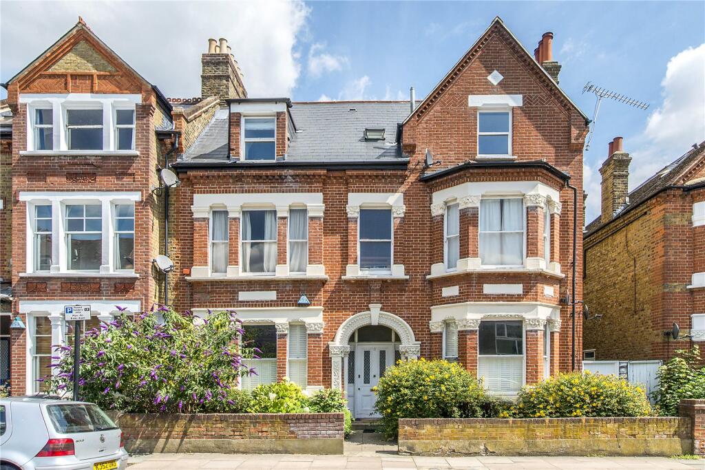 Cautley Avenue, Clapham, London, SW4