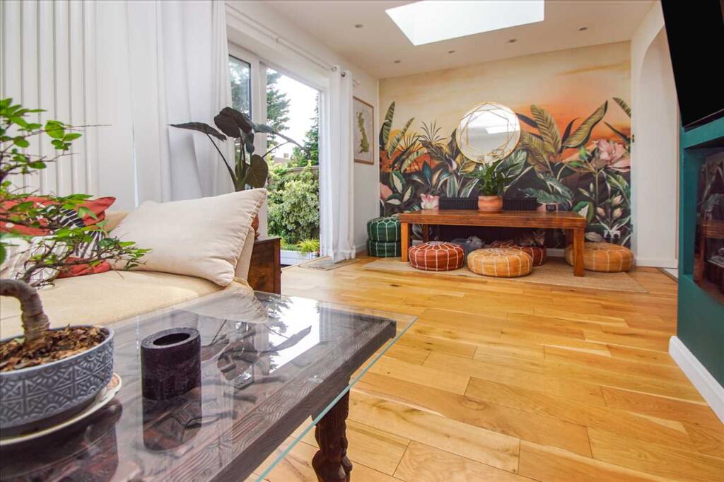 Lounge Area