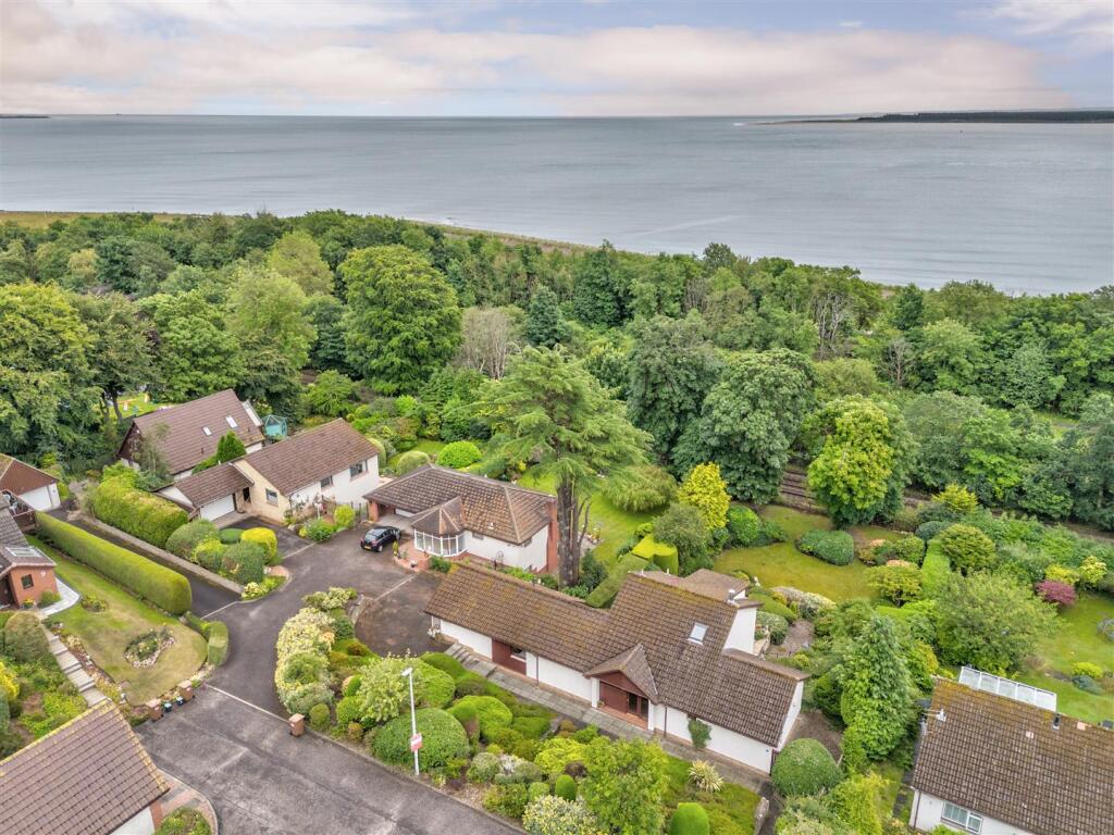 23 Seabourne Gardens Broughty Ferry-27.jpg