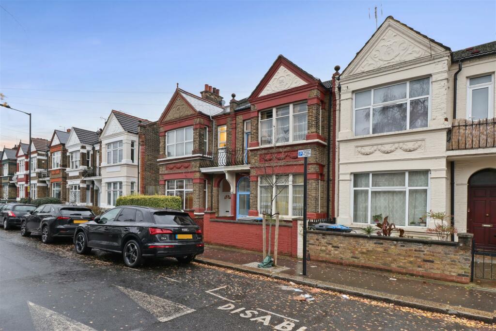 01-f51c78921 AM 25 Clifford Gardens, Kensal Rise, 