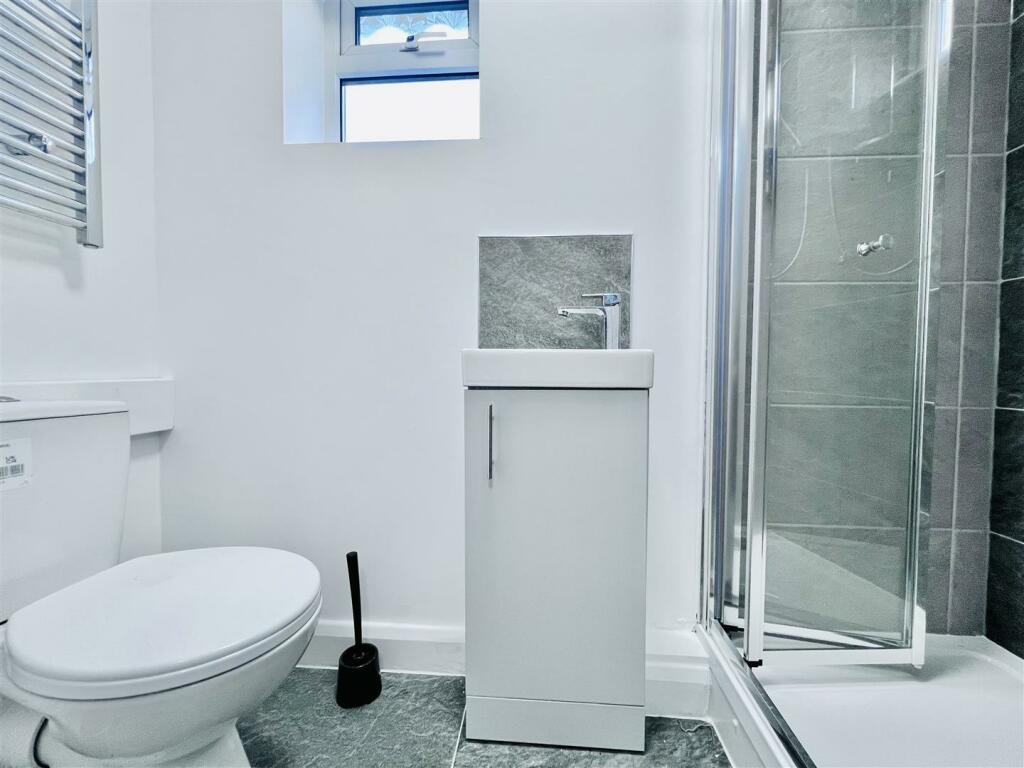 Ensuite Two