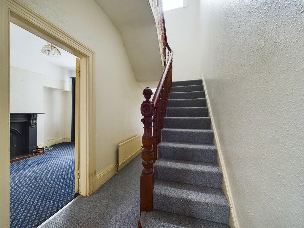 CAM02089G0-PR0378...