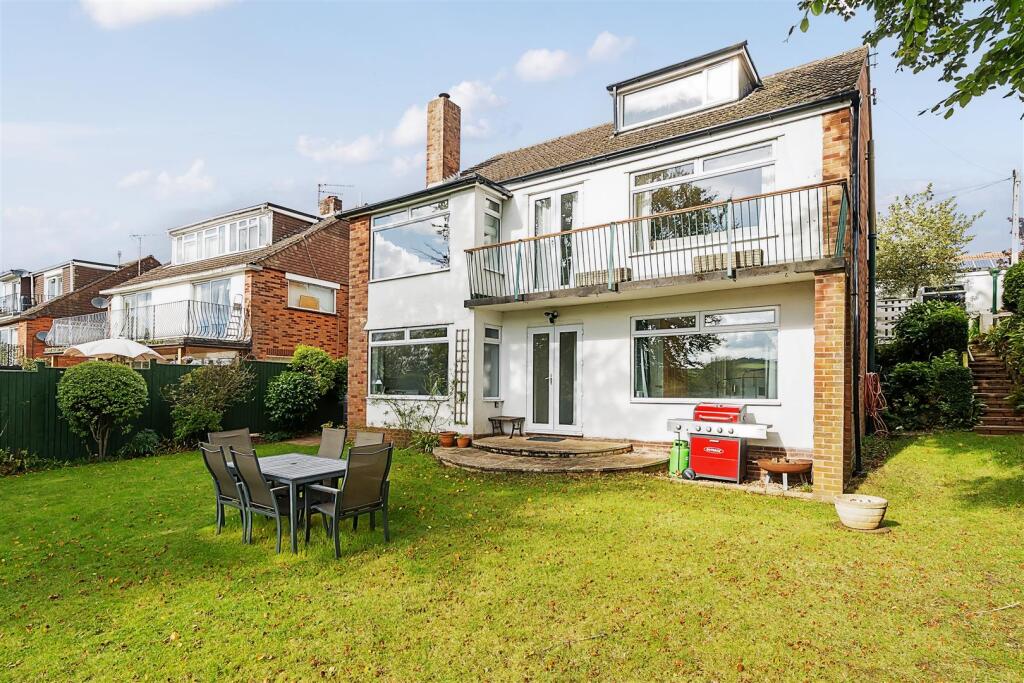 Rear &amp; Garden.jpg