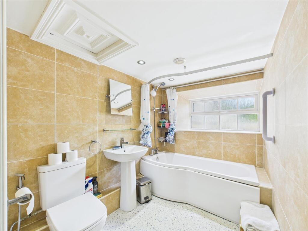 Ground Floor Bathroom
