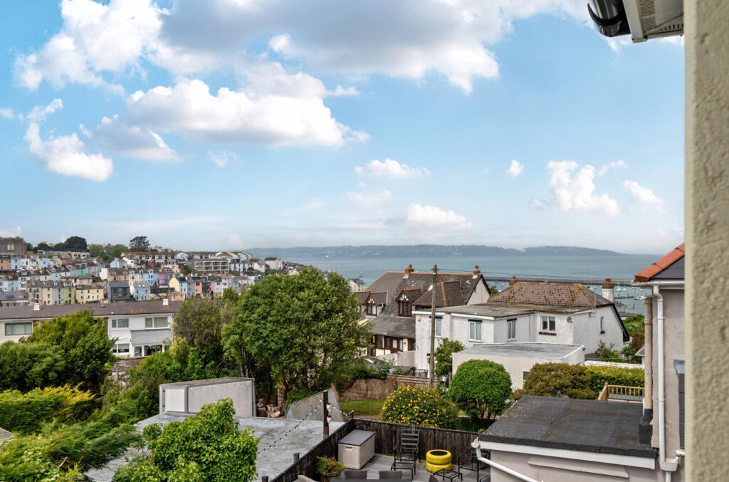 1310052-20-684af5...