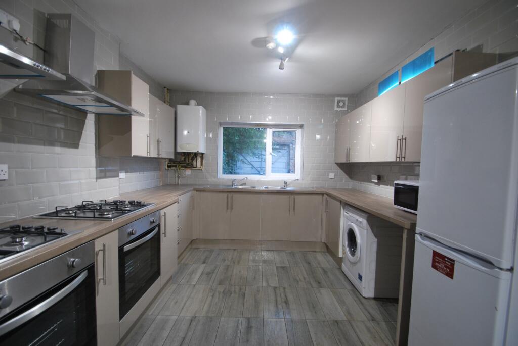 Llantwit Stret, Cathays, CF24