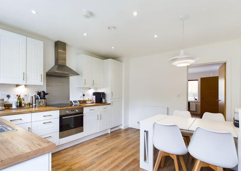 Kitchen diner