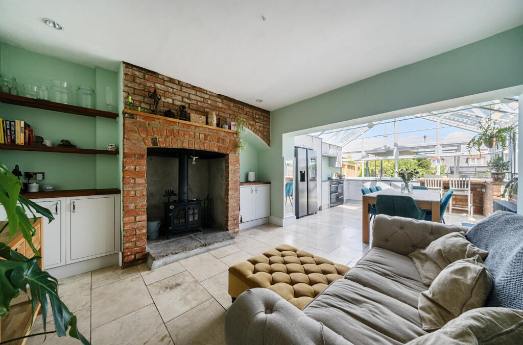 131998311687a3d4c55fbd