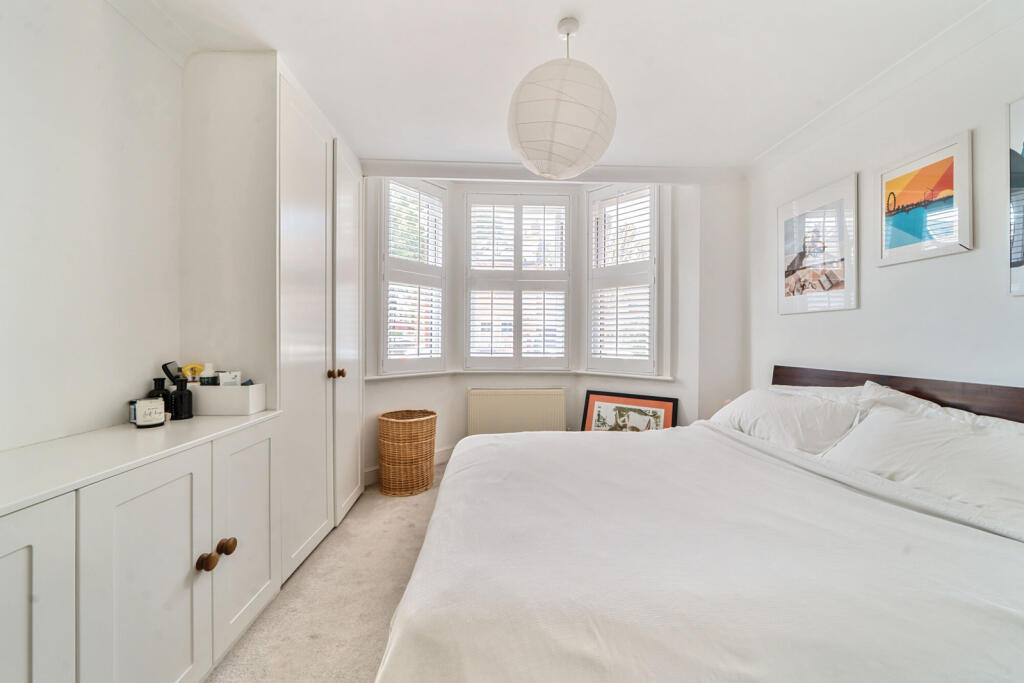 1334642-15-68921b...