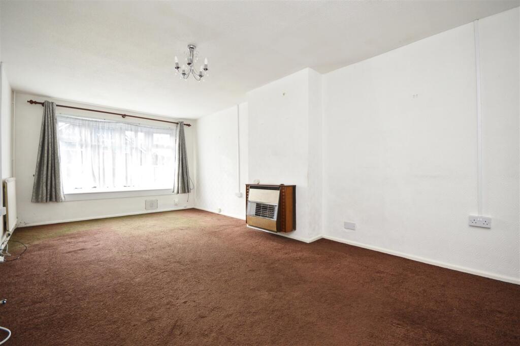 Sitting / Dining Room