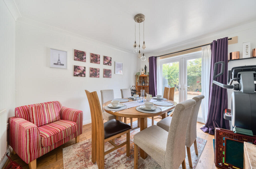 1301683-9-6840693...