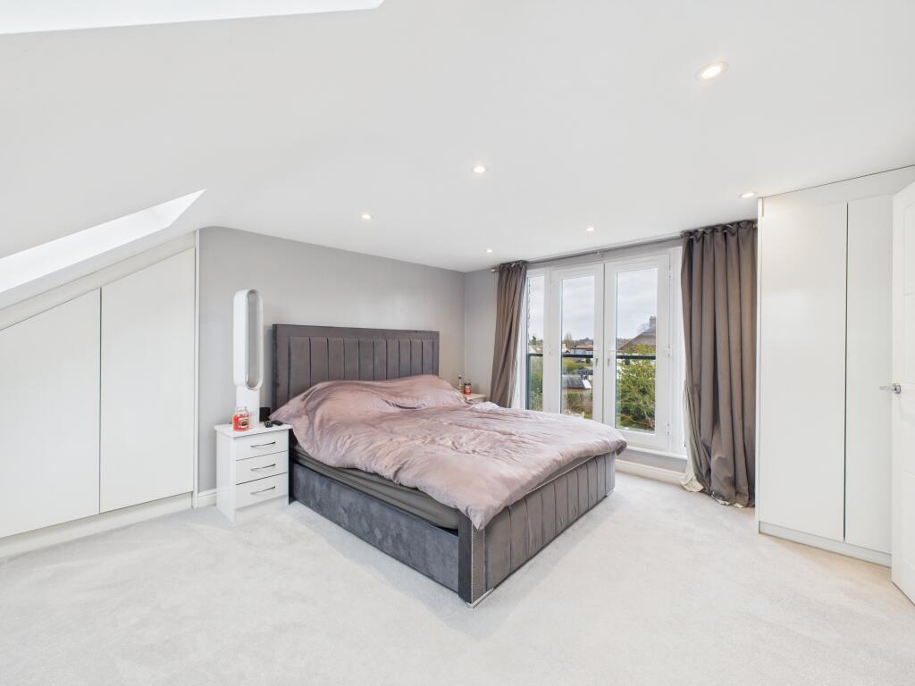 Bedroom 5 Main