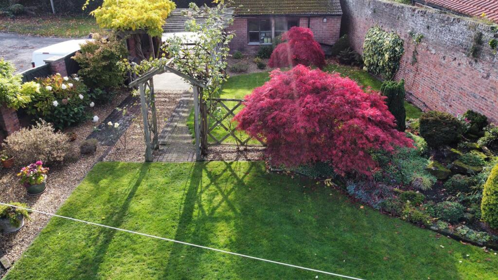 Photo 29-10-2025, 12 00 49.jpg