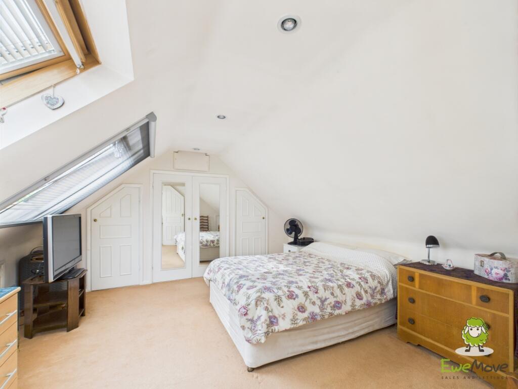 EweMove Basingstoke Olivers Close 