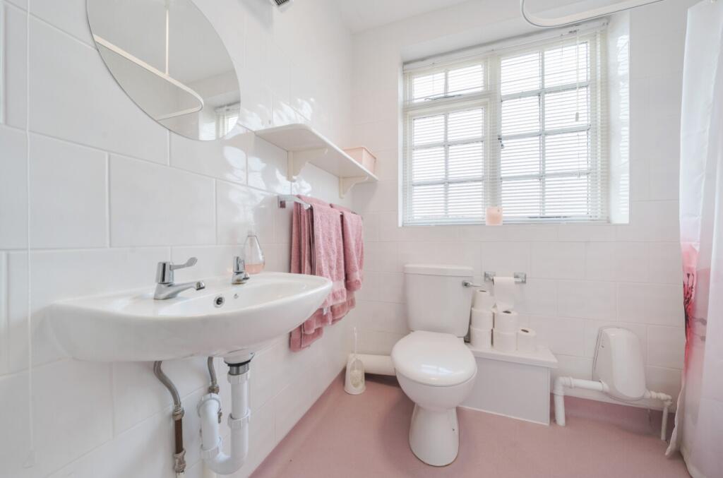 1372656-13-68fab1f69b04a