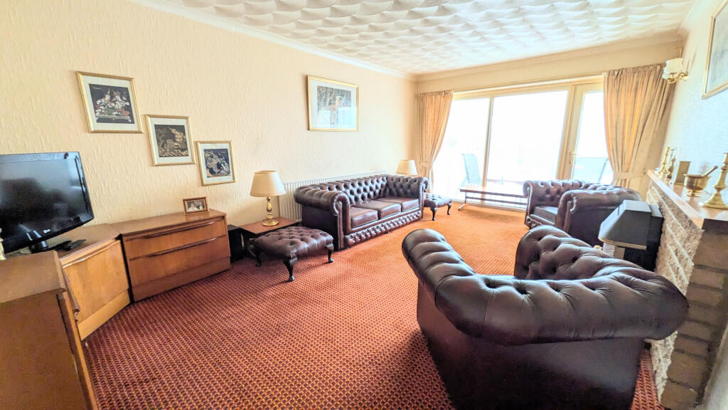 PXL_20251205_112148474.MP~2