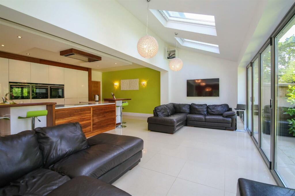 Family Area Aspect 2.jpg