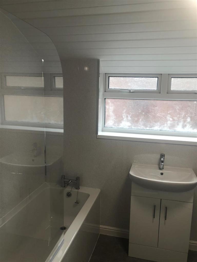 3 Falmouth st. Bathroom downstairs.jpg