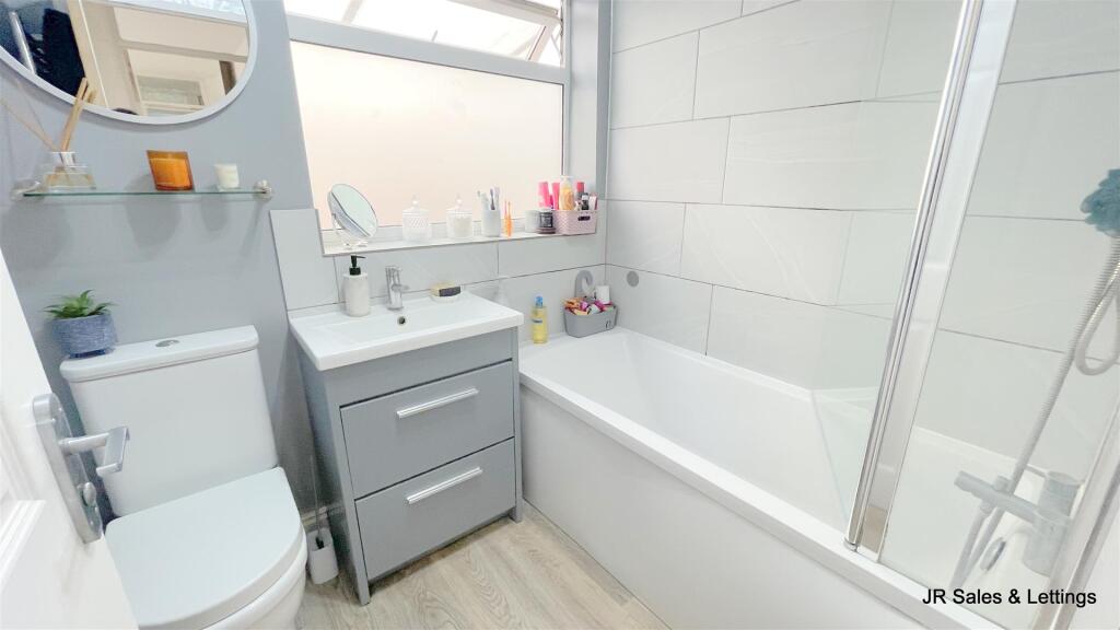 Bonney Grove, West Cheshunt/Goffs Oak