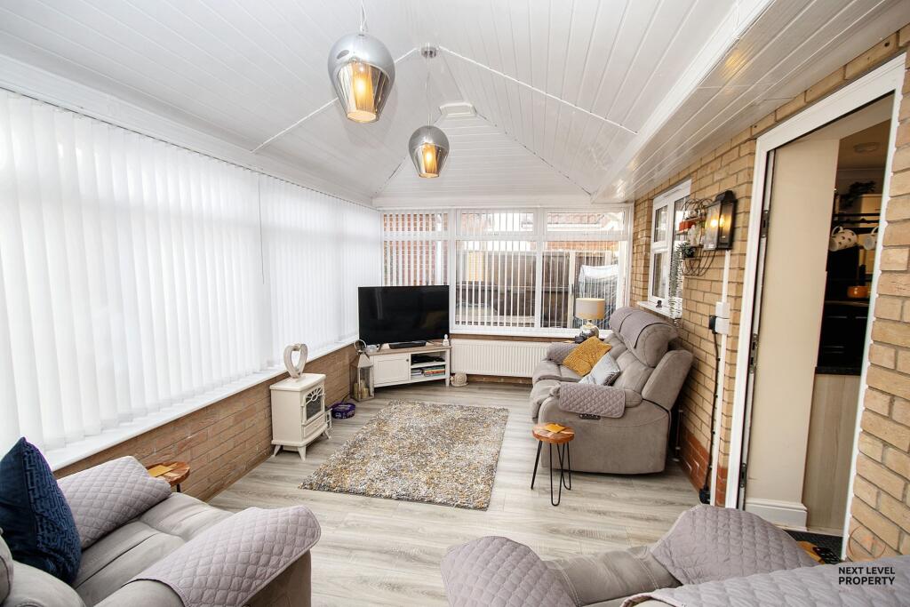 Lounge (Conservatory)