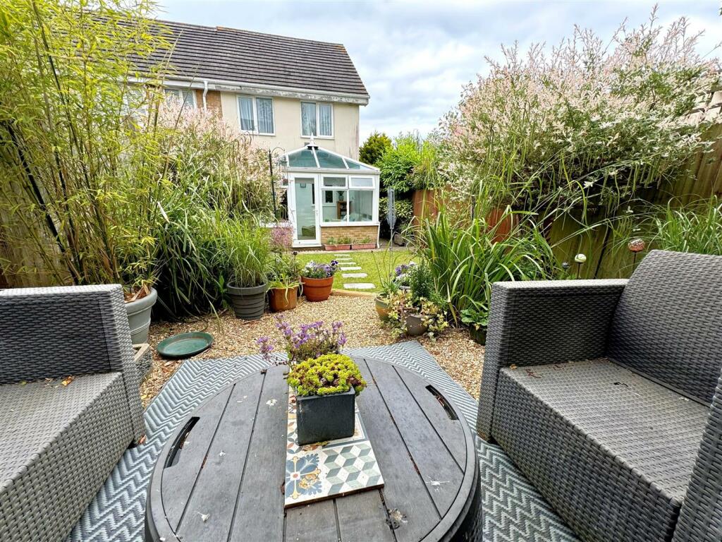 garden 4.jpg