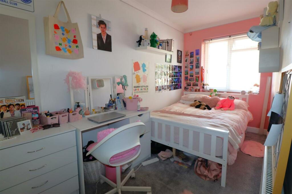 Bed3 (3).JPG