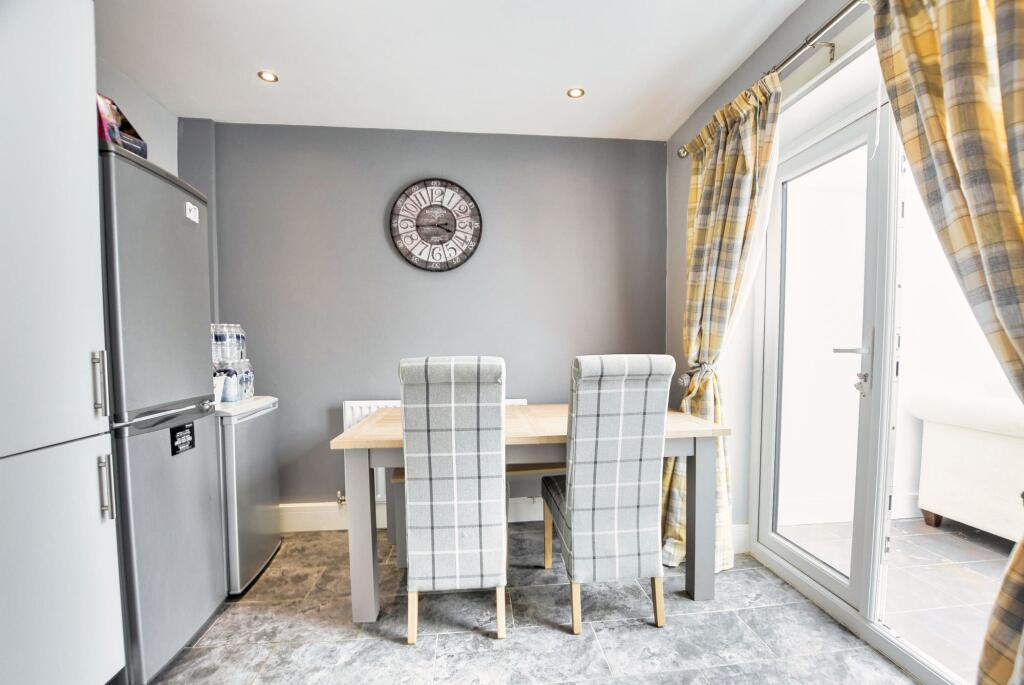 Kitchen Diner