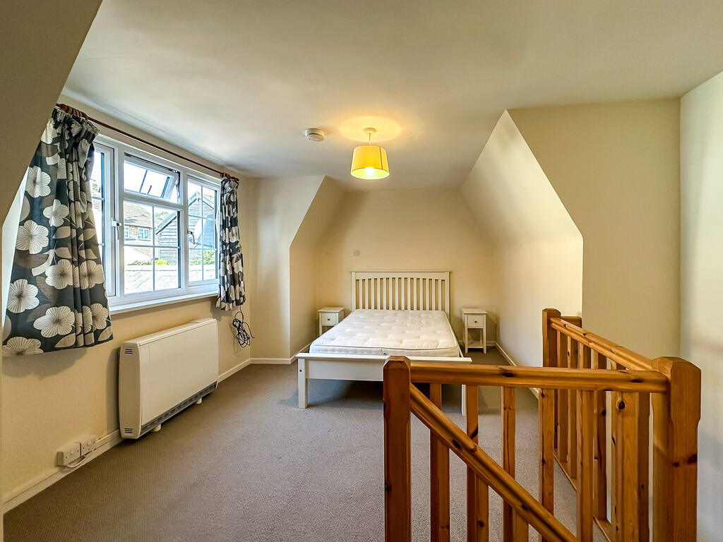 Bedroom (2)