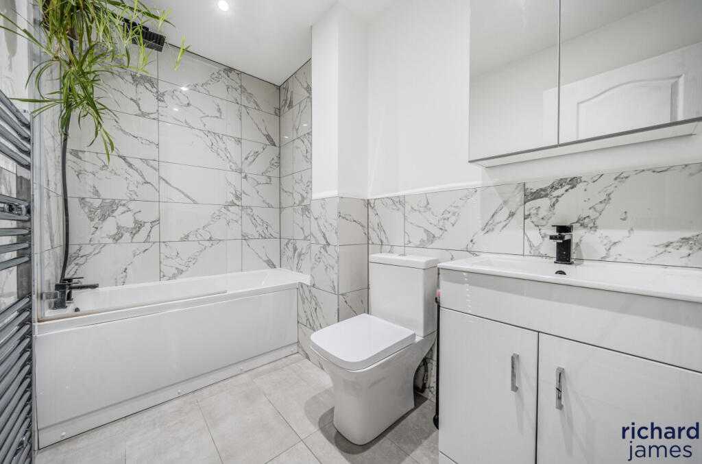 4b40e1a6f70f41749251f68211a78b4c