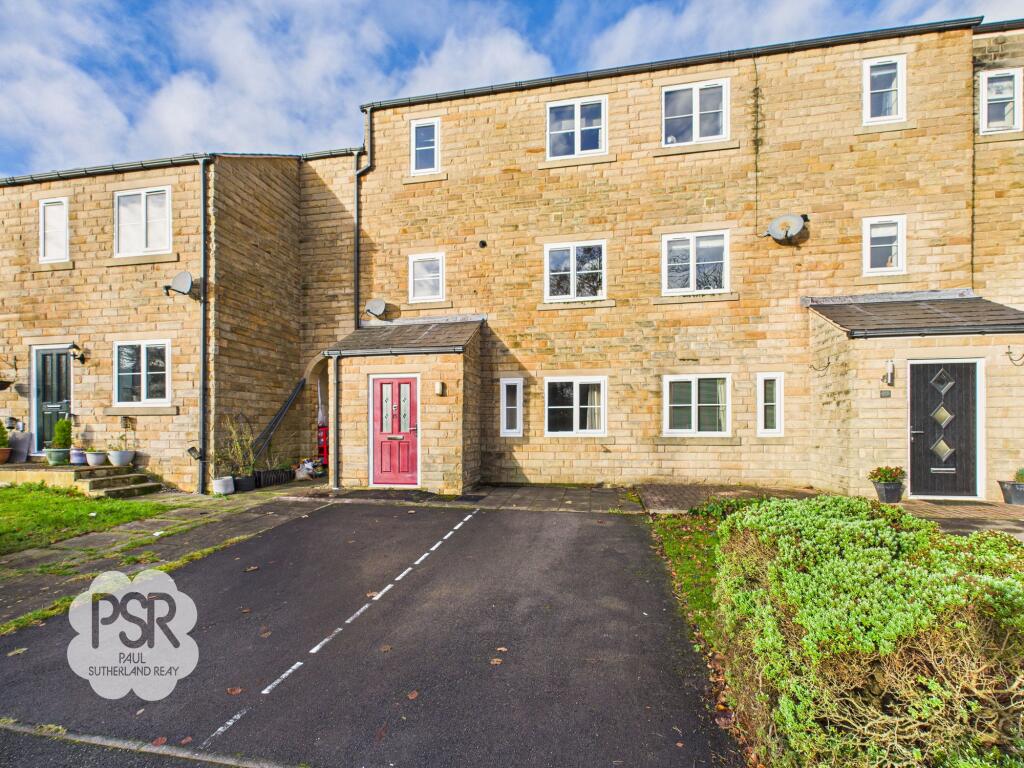 Pike Close, Hayfield, SK22