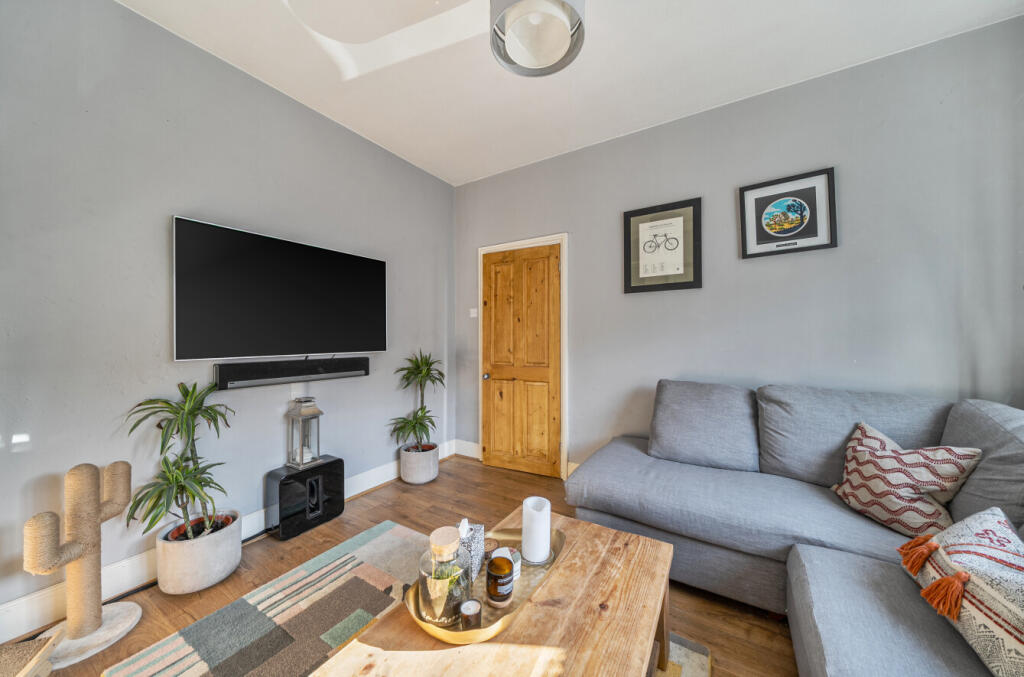 1369409-4-691b62d...