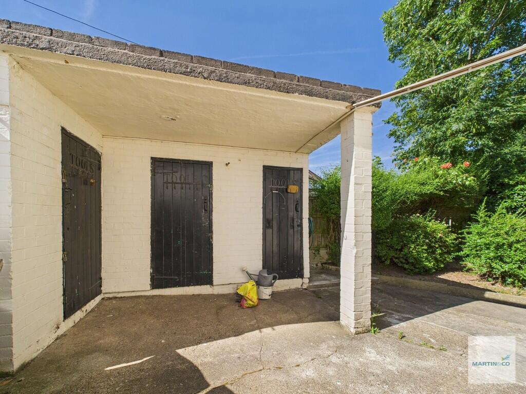 CAM03394G0-PR0323...