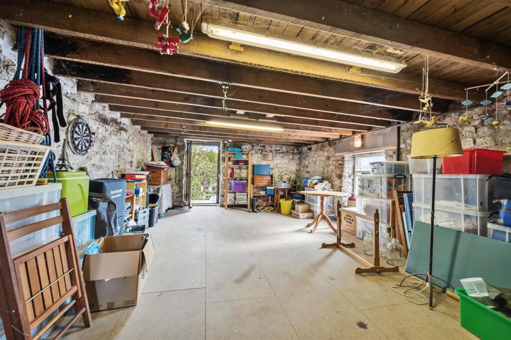 Saxton Mee Victoria Cottage 003.jpg