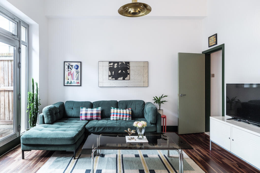 SUNLIGHT-SQUARE-1 (11).jpg