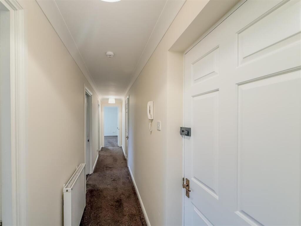FIRST FLOOR APARTMENT HALLWAY