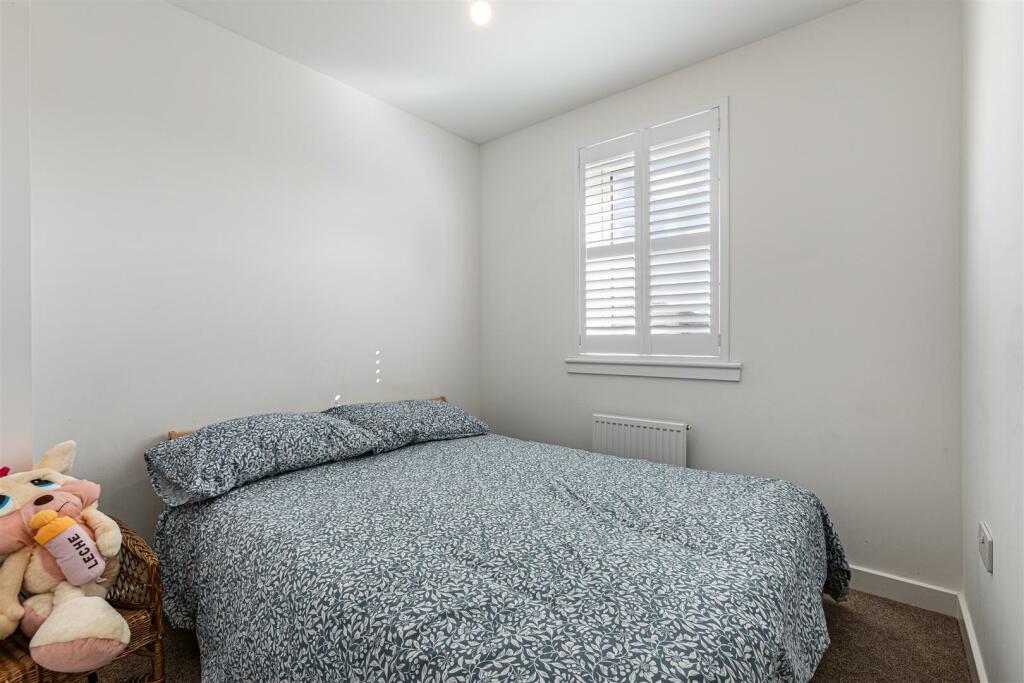 8 Knoll Park Place Galashiels 22.JPG