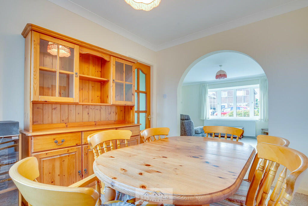 Dining room 1.3