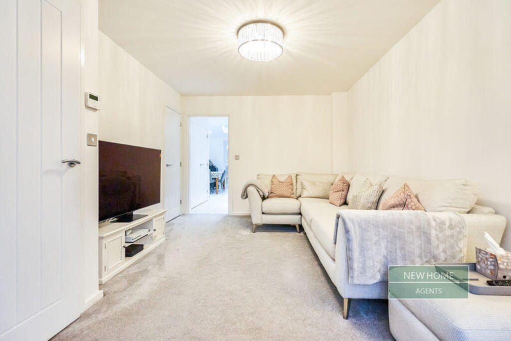 79663_12796324_IM...