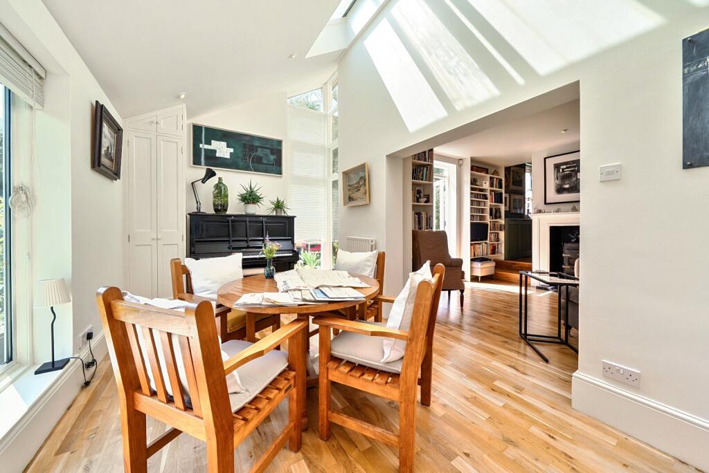 Breakfast Room/Study