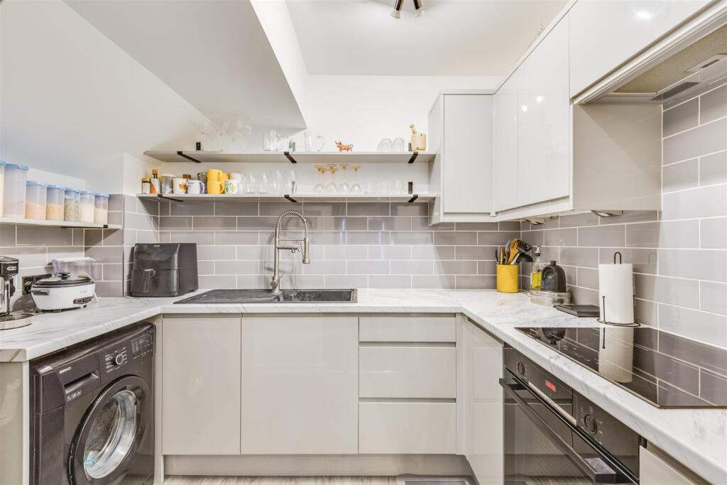 Beaumont House 32-11.jpg