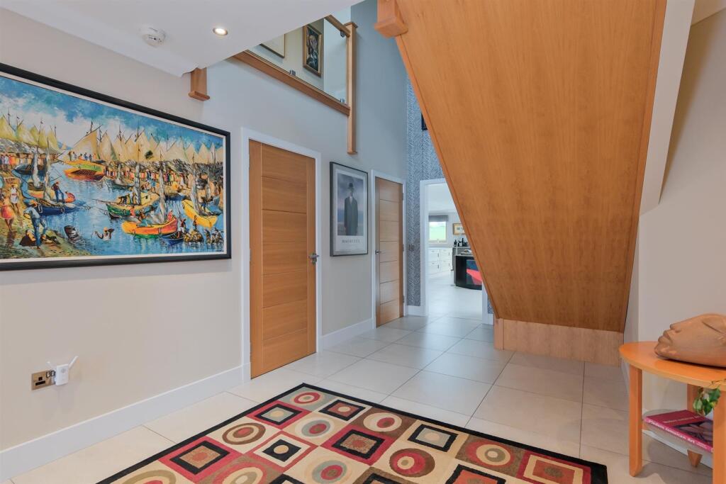 025-15 Cartland Rd, Lanark ML11 7RF.jpg