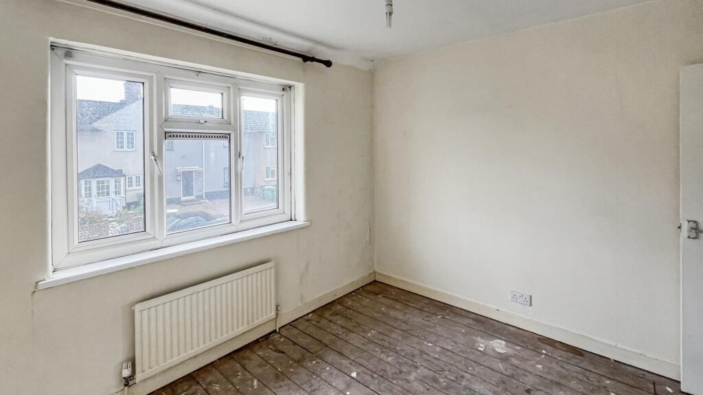 16 Heath Road, Crayford, Dartford, DA1 3NP